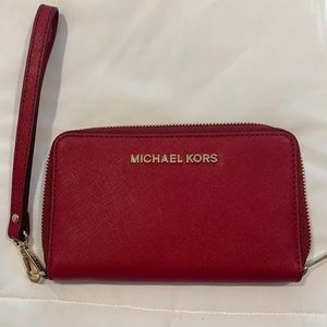 Michael Kors phone holder